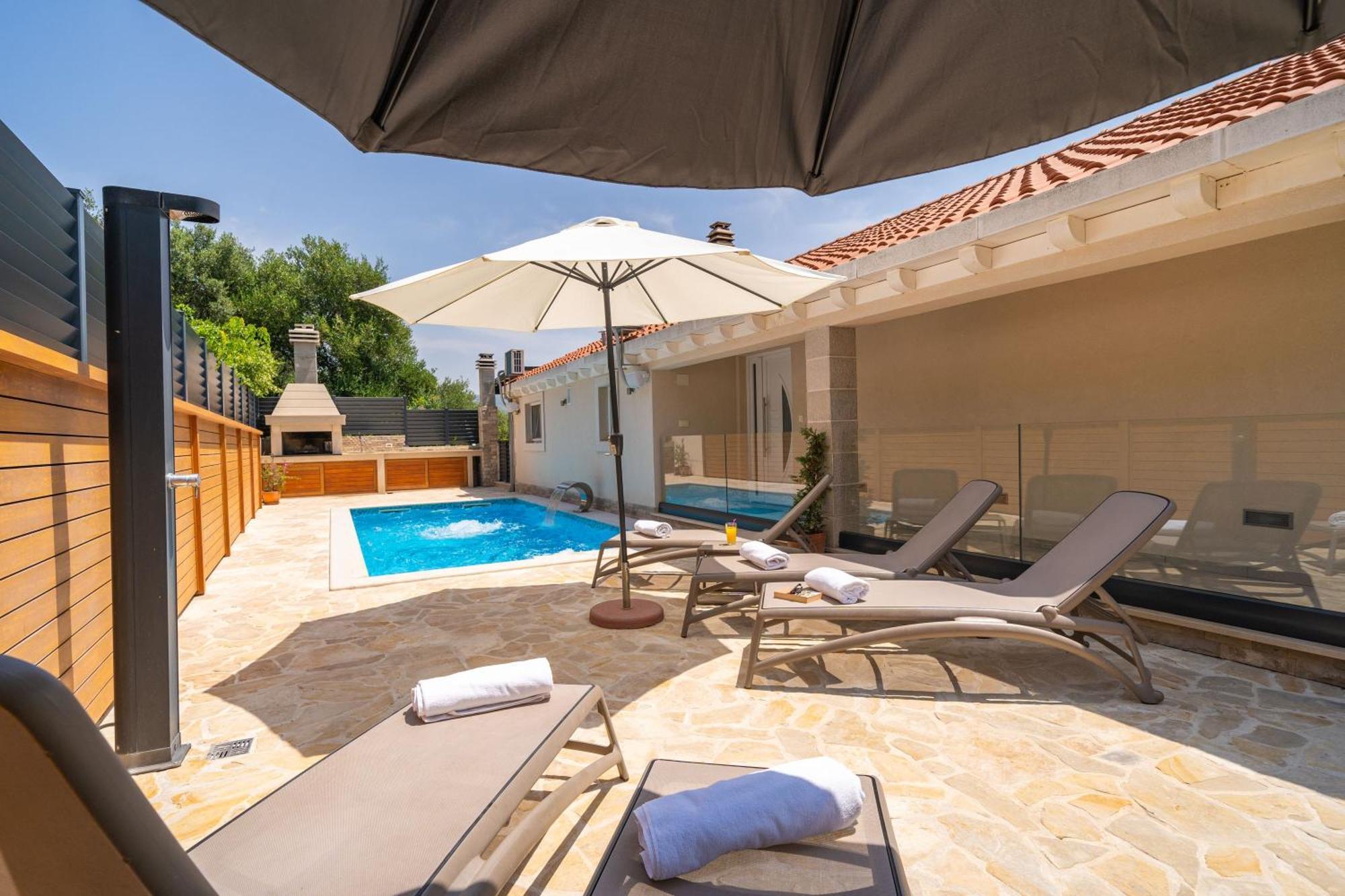 Villa Tranquility Nest Beniva Mokošica 外观 照片